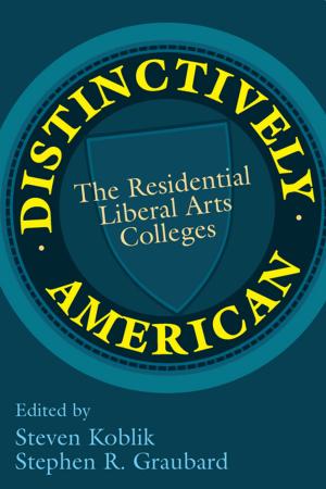 Cover of the book Distinctively American by Michael Peter Smith, Thomas Bender