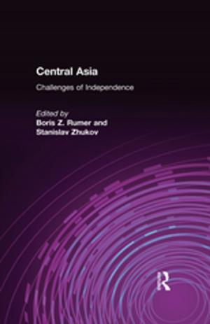 Cover of the book Central Asia: Challenges of Independence by Harold J. Laski