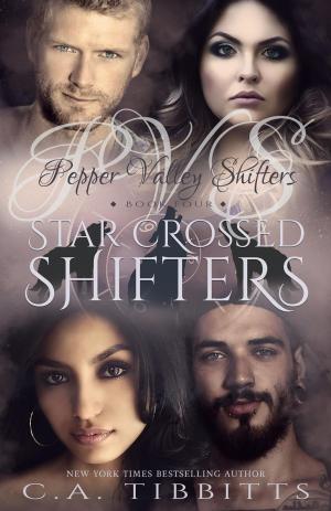 Cover of the book Star Crossed Shifters by S.E. Isaac
