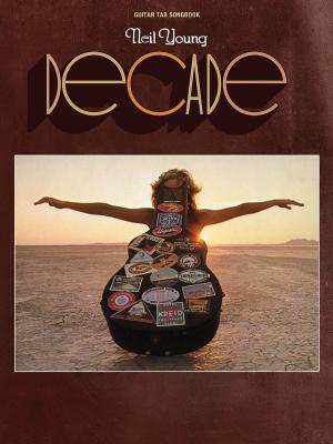 Book cover of Neil Young - Decade Songbook