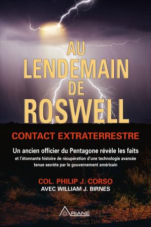Cover of the book Au lendemain de Roswell by Lynne McTaggart, Carl Lemyre