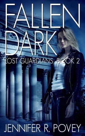 Cover of the book Fallen Dark by Valerie Parv