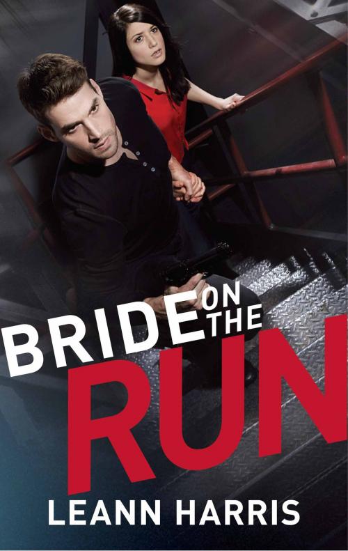 Cover of the book Bride On the Run by Leann Harris, Harlequin