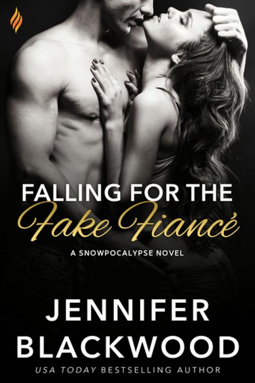 Cover of the book Falling for the Fake Fiance by Jennifer Blackwood, Entangled Publishing, LLC