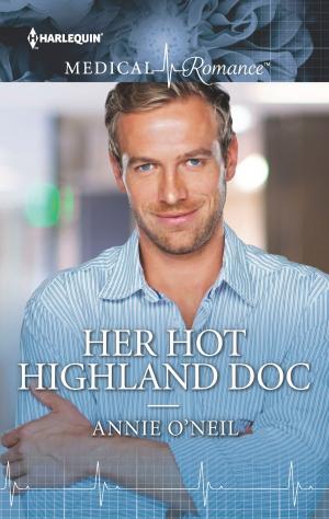Cover of the book Her Hot Highland Doc by S.E. Isaac, Josette Reuel