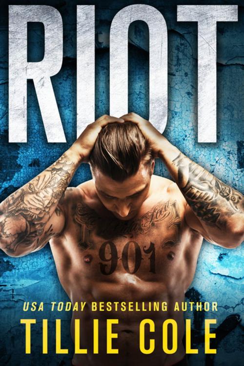 Cover of the book Riot by Tillie Cole, St. Martin's Press