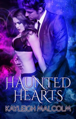 Cover of the book Haunted Hearts by Luanne Bennett
