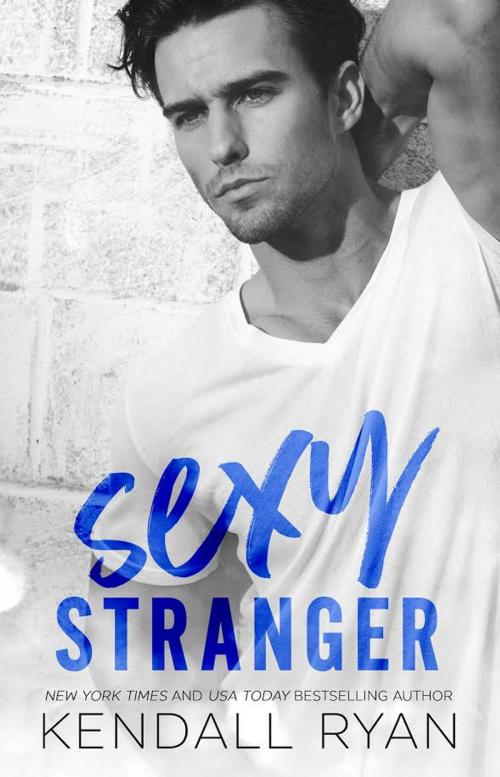Cover of the book Sexy Stranger by Kendall Ryan, Kendall Ryan