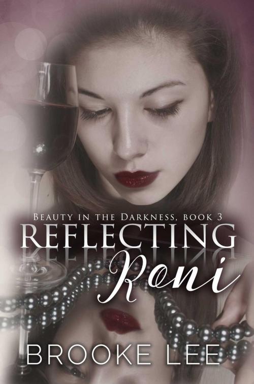 Cover of the book Reflecting Roni by Brooke Lee, Brooke Lee