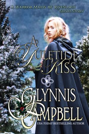 Cover of the book A Yuletide Kiss by Glynnis Campbell, Ernesto Pavan