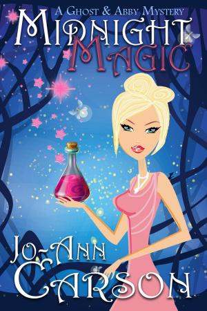Cover of the book Midnight Magic by M.E. Hydra