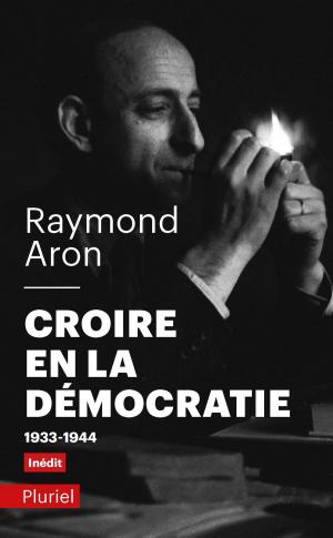 Cover of the book Croire en la démocratie by Robert Badinter