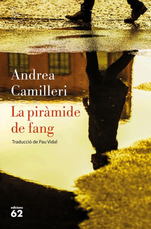 Cover of the book La piràmide de fang by Andrea Camilleri, Grup 62