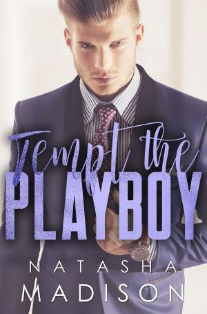 Book cover of Tempt The Playboy