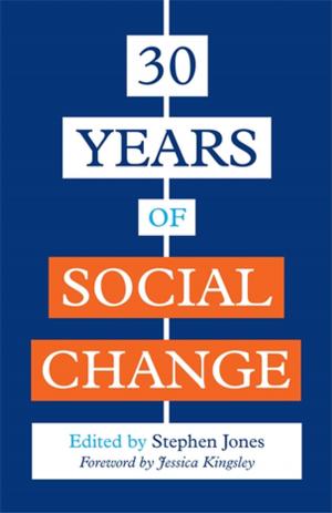 Cover of the book 30 Years of Social Change by David Geslak
