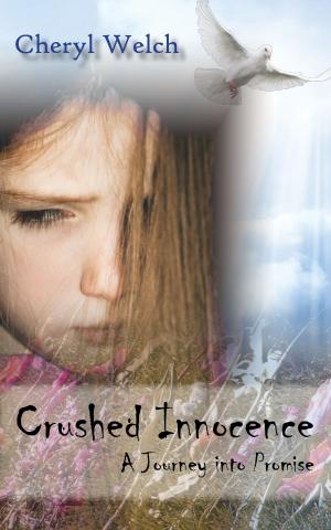 Cover of the book Crushed Innocence by Gary Ezzo, Robert Bucknam