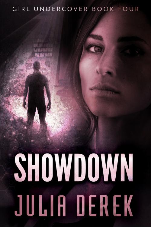 Cover of the book Showdown by Julia Derek, Adrenaline Books