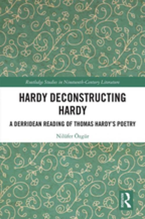 Cover of the book Hardy Deconstructing Hardy by Nilüfer Özgür, Taylor and Francis