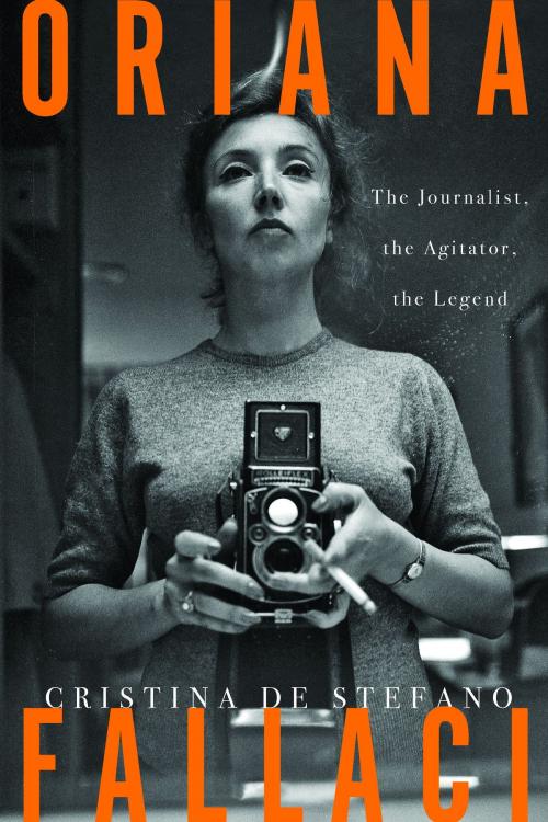 Cover of the book Oriana Fallaci by Cristina De Stefano, Other Press