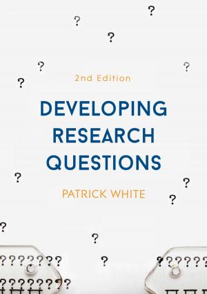 Cover of the book Developing Research Questions by Pól Ó Dochartaigh