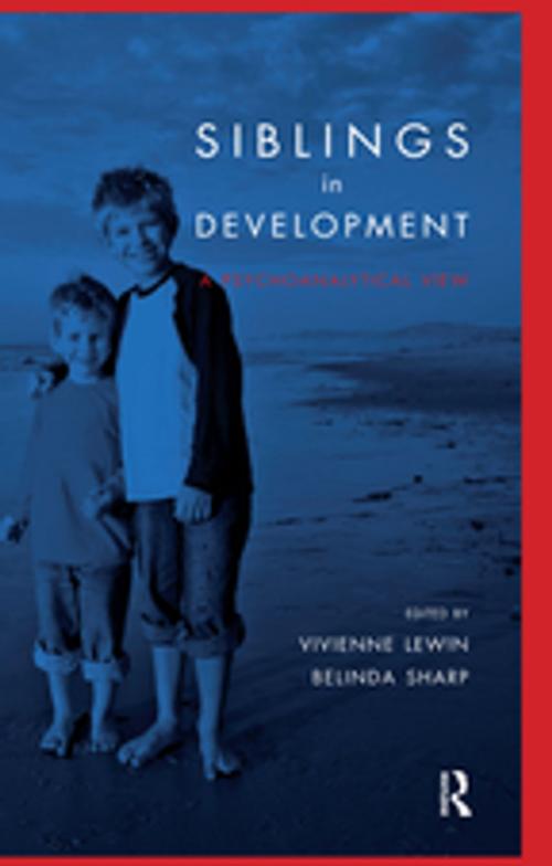 Cover of the book Siblings in Development by , Taylor and Francis