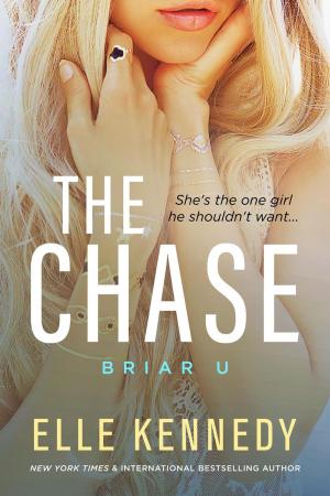 Cover of the book The Chase by Elle Kennedy, Sarina Bowen