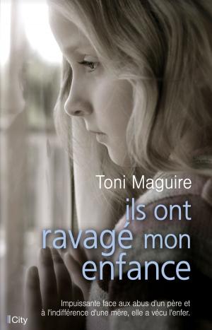 Cover of the book Ils ont ravagé mon enfance by Molly McAdams