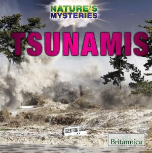 Cover of the book Tsunamis by Britannica Educational Publishing