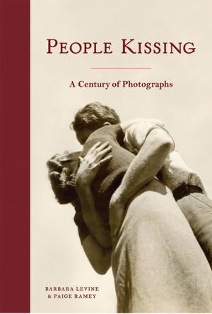 Cover of the book People Kissing by Steven Peterman, Sara Elands Peterman