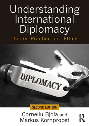 Cover of the book Understanding International Diplomacy by William Connolly