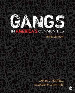 Cover of the book Gangs in America's Communities by Professor Padmakali Banerjee