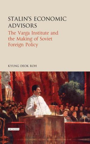 Cover of the book Stalin's Economic Advisors by Professor Robert Thacker