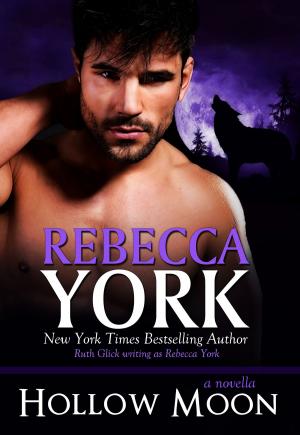 Cover of the book Hollow Moon (Decorah Security Series, Book #17) by Rebecca York