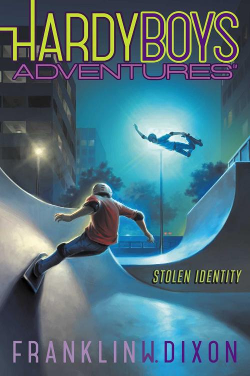 Cover of the book Stolen Identity by Franklin W. Dixon, Aladdin