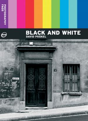 Cover of the book Photography FAQs: Black and White by Kevin Dunn