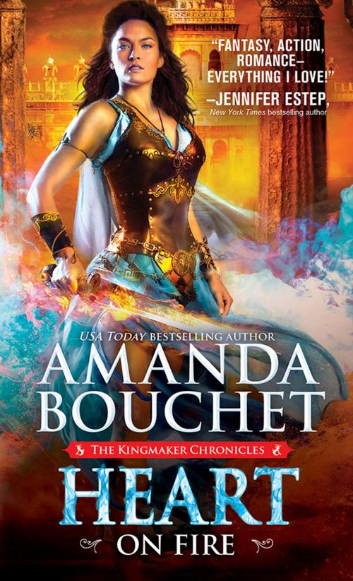 Cover of the book Heart on Fire by Amanda Bouchet, Sourcebooks