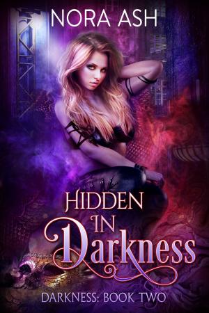Book cover of Hidden in Darkness