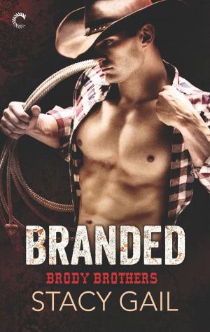 Cover of the book Branded by Tracy Wolff