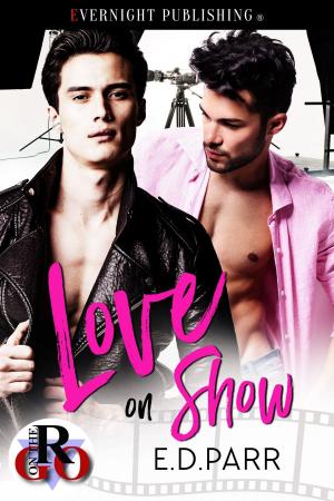 Cover of the book Love on Show by Angelique Voisen