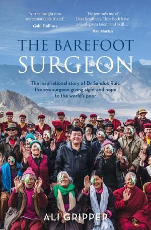 Cover of the book The Barefoot Surgeon by Ros Moriarty