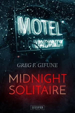 Book cover of MIDNIGHT SOLITAIRE