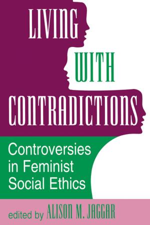 Cover of the book Living With Contradictions by Michael Goldsmith