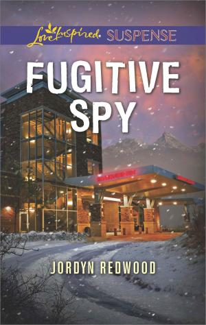 Cover of the book Fugitive Spy by Maggie Shayne