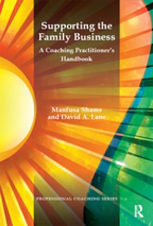 Cover of the book Supporting the Family Business by Peter Abbs Lecturer in Education, University of Sussex.