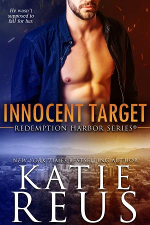Cover of the book Innocent Target by Katie Reus, Savannah Stuart