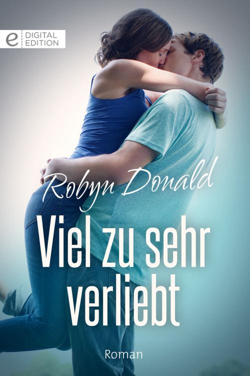 Cover of the book Viel zu sehr verliebt by Robyn Donald, CORA Verlag