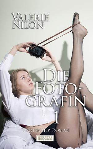 bigCover of the book Die Fotografin | Erotischer Roman by 
