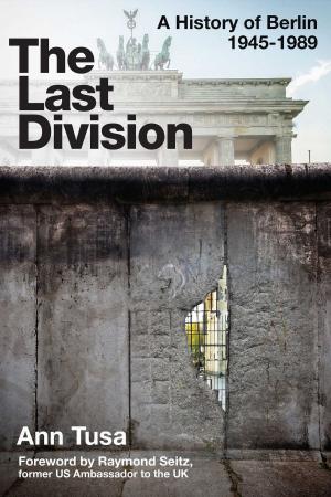 Cover of the book The Last Division by Emma Silverman, Nicole Stumpf