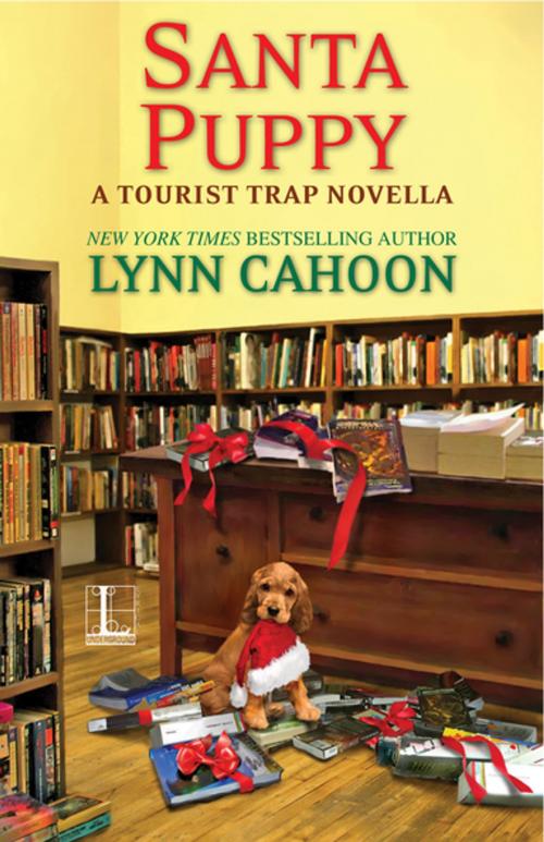Cover of the book Santa Puppy by Lynn Cahoon, Lyrical Press