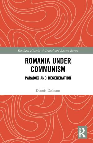 Cover of the book Romania under Communism by Christopher Durston